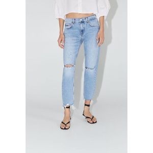 ZARA Slim Boyfriend Jeans